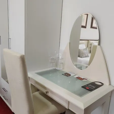 Apartmani, New Museum Apartmán *